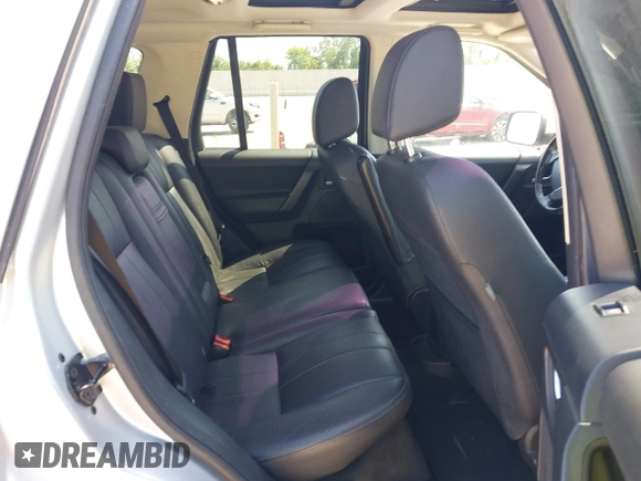 2013 Land Rover LR2 with VIN SALFR2BG7DH328733, listed as a IAAI auction lot 42012174 with 116,852 mi miles and . Bid and sale history available at DreamBid. Image 8.