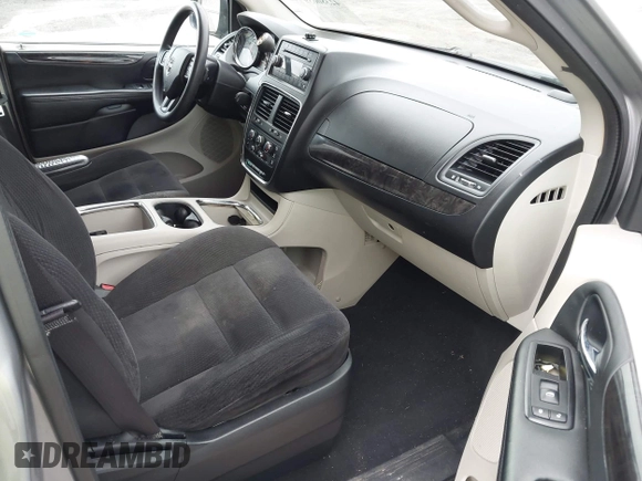 2014 Dodge Grand Caravan SXT z VIN 2C4RDGCG3ER206620, wystawiony jako IAAI lot #42380639 z przebiegiem 201 580 mil mil oraz . Historia ofert i sprzedaży dostępna na DreamBid. Obrazek 5.