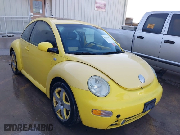 2002 Volkswagen Beetle GLS with VIN 3VWCD21C82M449347, listed as a IAAI auction lot 39378845 with 155,038 mi miles and . Bid and sale history available at DreamBid. Image 1.