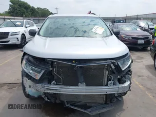 2018 Ford Edge SE z VIN 2FMPK3G97JBC12114, wystawiony jako IAAI lot #42277784 z przebiegiem 56 439 mil mil oraz . Historia ofert i sprzedaży dostępna na DreamBid. Obrazek 13.