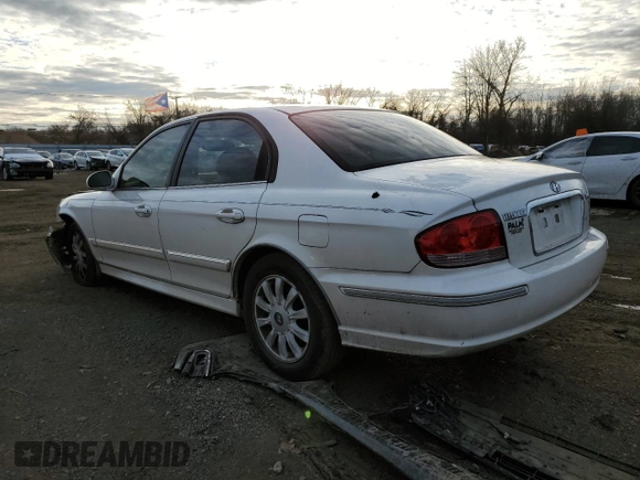 2004 Hyundai Sonata GLS with VIN KMHWF35H84A957433, listed as a Copart auction lot 82852774 with 187,857 mi miles and Salvage Title. Bid and sale history available at carsss.com. Image 2.