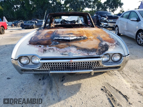 1962 Ford Thunderbird with VIN 2Y83Z121065, listed as a Copart auction lot 61608644 with Not Provided miles and Non Repairable. Bid and sale history available at DreamBid. Image 5.