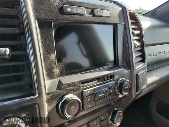 2019 Ford Super Duty F-250 SRW XL with VIN 1FT7W2BT0KEC81514, listed as a IAAI auction lot 42186582 with 157,180 mi miles. Bid and sale history available at carsss.com. Image 1.