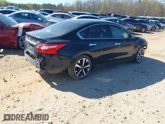2018 Nissan Altima SR with VIN 1N4AL3AP9JC228304, listed as a IAAI auction lot 41883035 with 53,168 mi miles and . Bid and sale history available at DreamBid. Image 4.