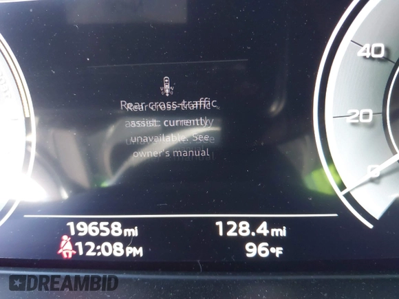 2024 Audi Q5 S line Premium Plus z VIN WA1E2AFY5R2043487, wystawiony jako IAAI lot #41938172 z przebiegiem 19 658 mil mil oraz . Historia ofert i sprzedaży dostępna na DreamBid. Obrazek 16.