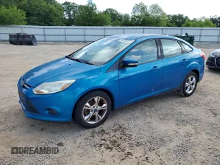 2013 Ford Focus SE z VIN 1FADP3F2XDL353170, wystawiony jako Copart lot #55016695 z przebiegiem 91 040 mil mil oraz Czysty tytuł • Clean title. Historia ofert i sprzedaży dostępna na DreamBid. Obrazek 1.