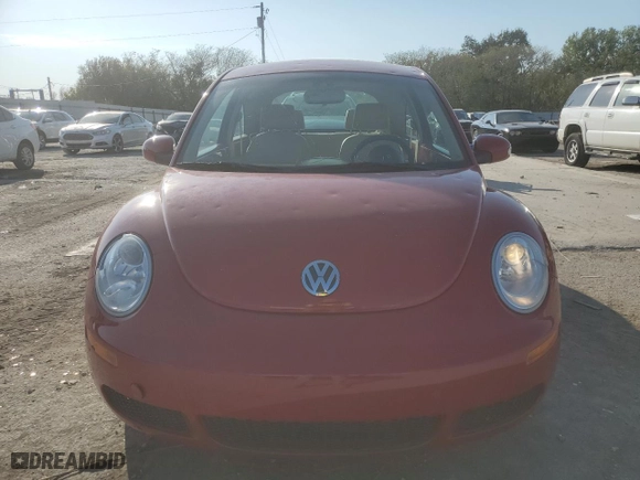 2008 Volkswagen New Beetle Coupe S with VIN 3VWPW31C08M520745, listed as a Copart auction lot 75470194 with 57,854 mi miles and Clean Title. Bid and sale history available at carsss.com. Image 5.