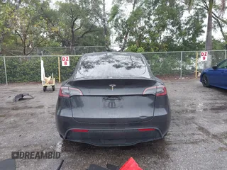 2024 Tesla Model Y с VIN 7SAYGDED5RF046877, выставлен на аукционе IAAI как лот 42237815 с пробегом 45 883 миль миль и . История ставок и продаж доступна на DreamBid. Изображение 16.
