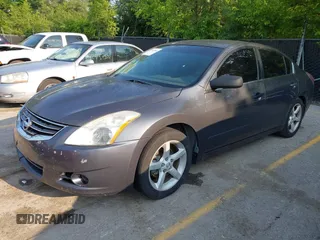2012 Nissan Altima S z VIN 1N4AL2APXCN543419, wystawiony jako IAAI lot #42463002 z przebiegiem 211 462 mil mil oraz . Historia ofert i sprzedaży dostępna na DreamBid. Obrazek 2.