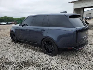2025 Land Rover Range Rover SE with VIN SALKP9FU4SA284208, listed as a Copart auction lot 55233495 with 10,801 mi miles and Salvage title. Bid and sale history available at DreamBid. Image 2.
