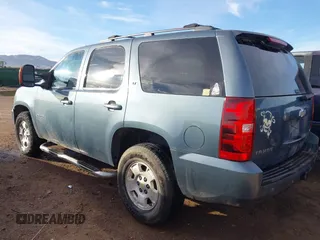 2010 Chevrolet Tahoe LT z VIN 1GNUKBE07AR213502, wystawiony jako IAAI lot #41796949 z przebiegiem 267 196 mil mil oraz . Historia ofert i sprzedaży dostępna na DreamBid. Obrazek 3.