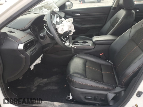 2019 Nissan Altima SR with VIN 1N4BL4CV0KC206702, listed as a Copart auction lot 48730745 with 93,300 mi miles and Salvage Title. Bid and sale history available at carsss.com. Image 7.