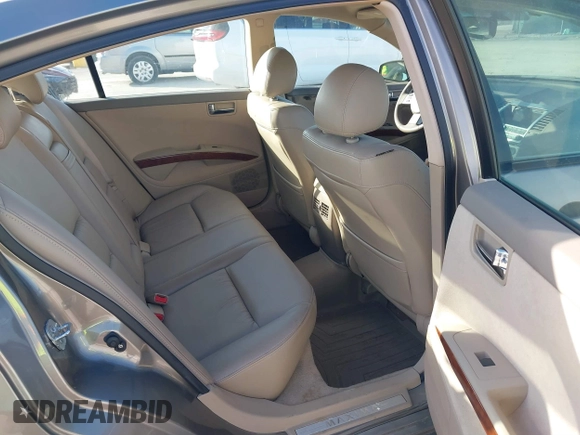 2006 Nissan Maxima 3.5 SL with VIN 1N4BA41E86C843190, listed as a IAAI auction lot 41485367 with 215,730 mi miles. Bid and sale history available at carsss.com. Image 8.