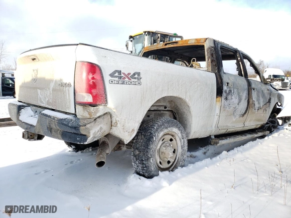 2015 Ram 2500 Tradesman with VIN 3C6UR5CJ4FG638403, listed as a Copart auction lot 89338435 with 0 mi miles and Salvage Title. Bid and sale history available at carsss.com. Image 3.