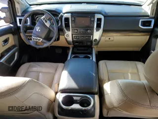 2017 Nissan Titan SL z VIN 1N6BA1F20HN522403, wystawiony jako Copart lot #87477114 z przebiegiem 98 084 mil mil oraz Szkoda całkowita • Salvage title. Historia ofert i sprzedaży dostępna na DreamBid. Obrazek 8.