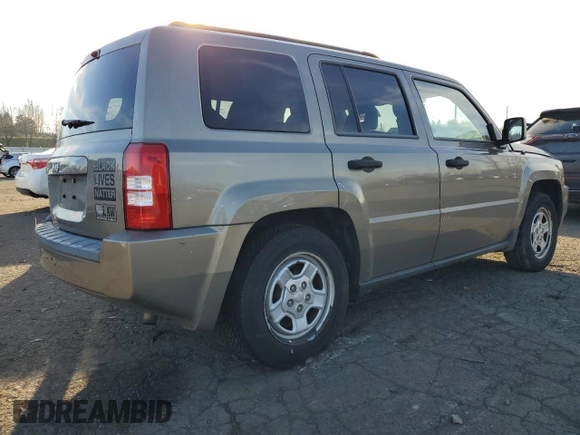 2008 Jeep Patriot Sport with VIN 1J8FF28W18D749495, listed as a Copart auction lot 89051465 with 159,067 mi miles and Salvage Title. Bid and sale history available at carsss.com. Image 3.