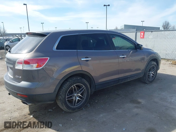 2008 Mazda CX-9 Touring with VIN JM3TB38A180149591, listed as a IAAI auction lot 41773563 with 220,376 mi miles. Bid and sale history available at carsss.com. Image 4.