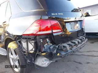 2017 Mercedes-Benz GLE 350 с VIN 4JGDA5JB6HA924391, выставлен на аукционе IAAI как лот 41334819 с пробегом 78 159 миль миль и . История ставок и продаж доступна на DreamBid. Изображение 6.