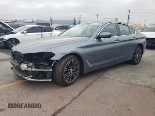 2017 BMW 5 Series 530i z VIN WBAJA5C33HWA35290, wystawiony jako Copart lot #55524795 z przebiegiem 102 190 mil mil oraz Szkoda całkowita • Salvage title. Historia ofert i sprzedaży dostępna na DreamBid. Obrazek 1.