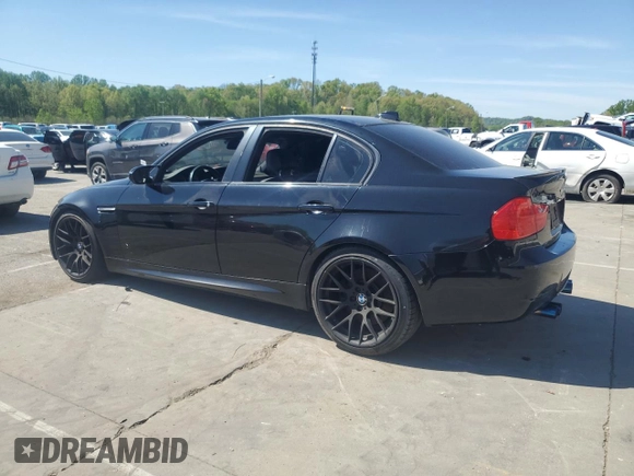 2011 BMW M3 z VIN WBSPM9C50BE202463, wystawiony jako Copart lot #53967095 z przebiegiem 128 460 mil mil oraz Tytuł czysty. Historia ofert i sprzedaży dostępna na DreamBid. Obrazek 2.