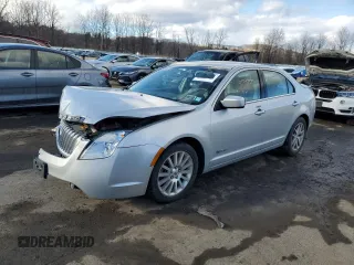2010 Mercury Milan Hybrid with VIN 3MEDM0L38AR627427, listed as a Copart auction lot 43940895 with 46,161 mi miles and Salvage Title. Bid and sale history available at carsss.com. Image 1.