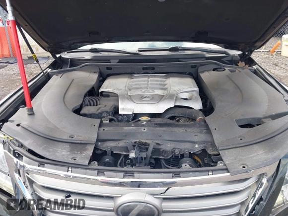 2013 Lexus LX 570 with VIN JTJHY7AX0D4124605, listed as a IAAI auction lot 41913053 with 141,389 mi miles and . Bid and sale history available at DreamBid. Image 10.