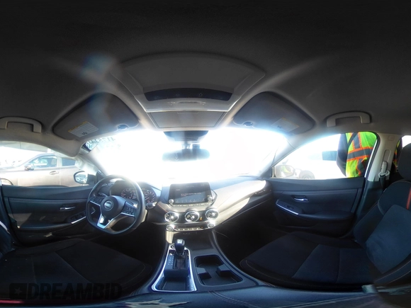 2020 Nissan Sentra SR with VIN 3N1AB8DV0LY261421, listed as a IAAI auction lot 41752418 with 42,971 mi miles and . Bid and sale history available at DreamBid. Image 18.