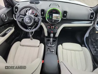 2019 MINI Countryman Cooper S с VIN WMZYT5C59K3G94318, выставлен на аукционе Copart как лот 64745385 с пробегом 38 342 миль миль и Списание • Salvage title. История ставок и продаж доступна на DreamBid. Изображение 8.