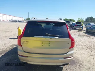 2016 Volvo XC90 T6 Momentum с VIN YV4A22PK2G1024836, выставлен на аукционе IAAI как лот 42038599 с пробегом 85 511 миль миль и . История ставок и продаж доступна на DreamBid. Изображение 17.