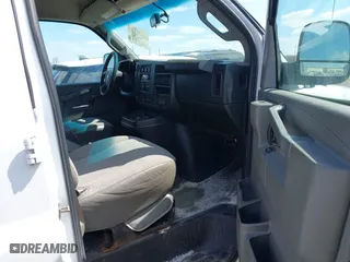 2017 Chevrolet Express Passenger LT with VIN 1GAZGPFF4H1242182, listed as a IAAI auction lot 42020122 with 51,100 mi miles. Bid and sale history available at carsss.com. Image 5.
