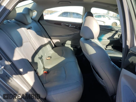 2013 Hyundai Sonata Limited with VIN 5NPEC4AC1DH677807, listed as a Copart auction lot 84562644 with 97,325 mi miles and Salvage Title. Bid and sale history available at DreamBid. Image 11.