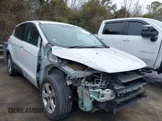 2015 Ford Escape SE with VIN 1FMCU0G94FUA80387, listed as a IAAI auction lot 41740536 with 200,040 mi miles. Bid and sale history available at carsss.com. Image 1.