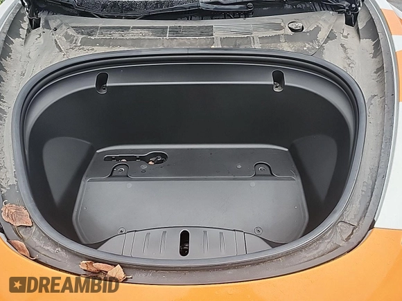 2020 Tesla Model 3 Long Range z VIN 5YJ3E1EB0LF636678, wystawiony jako IAAI lot #42575821 z przebiegiem 65 515 mil mil oraz . Historia ofert i sprzedaży dostępna na DreamBid. Obrazek 28.