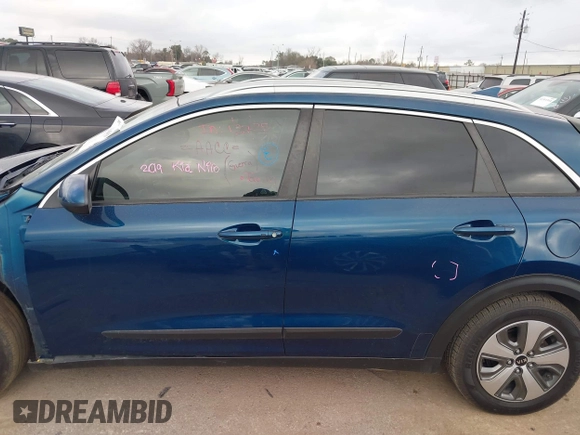 2019 Kia Niro LX with VIN KNDCB3LC1K5339029, listed as a IAAI auction lot 41506669 with 1 mi miles. Bid and sale history available at carsss.com. Image 14.