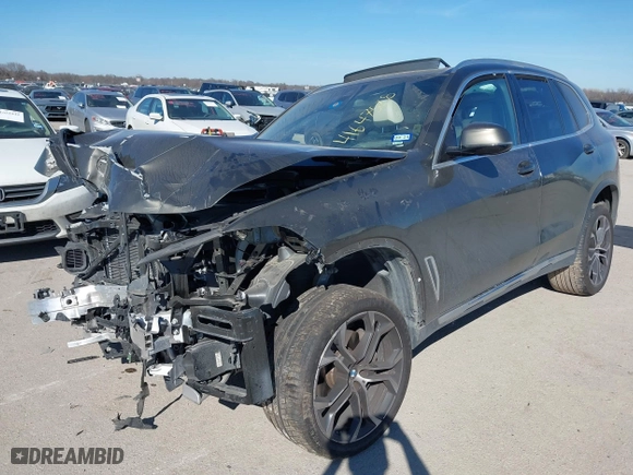 2021 BMW X5 xDrive40i with VIN 5UXCR6C09M9G00150, listed as a IAAI auction lot 41647528 with 1 mi miles. Bid and sale history available at carsss.com. Image 6.