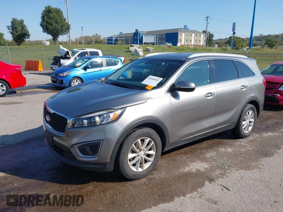 2016 Kia Sorento LX with VIN 5XYPG4A3XGG120676, listed as a IAAI auction lot 40568581 with 179,418 mi miles. Bid and sale history available at carsss.com. Image 20.