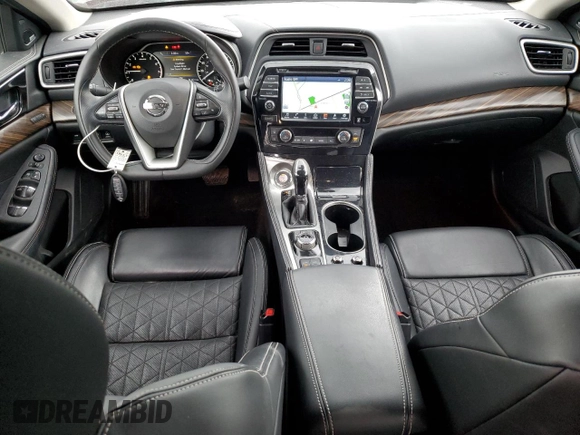 2018 Nissan Maxima Platinum z VIN 1N4AA6AP2JC396129, wystawiony jako Copart lot #48808905 z przebiegiem 33 517 mil mil oraz Szkoda całkowita • Salvage title. Historia ofert i sprzedaży dostępna na DreamBid. Obrazek 8.