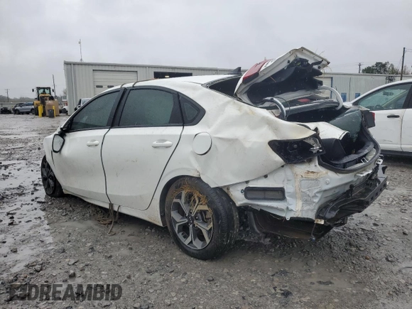 2021 Kia Forte LXS с VIN 3KPF24AD7ME372316, выставлен на аукционе Copart как лот 80781514 с пробегом Не указан миль и На запчасти • Non repairable. История ставок и продаж доступна на DreamBid. Изображение 2.