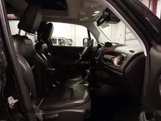 2016 Jeep Renegade Limited z VIN ZACCJBDT3GPE36002, wystawiony jako IAAI lot #42085830 z przebiegiem 85 550 mil mil oraz . Historia ofert i sprzedaży dostępna na DreamBid. Obrazek 5.