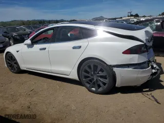 2020 Tesla Model S Long Range with VIN 5YJSA1E29LF365241, listed as a Copart auction lot 50585565 with 53,513 mi miles and Salvage Title. Bid and sale history available at carsss.com. Image 2.
