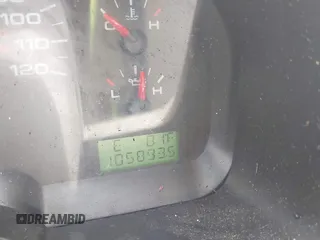 2008 Ford F-150 XLT с VIN 1FTPX14558FB88657, выставлен на аукционе IAAI как лот 42507471 с пробегом 105 893 миль миль и . История ставок и продаж доступна на DreamBid. Изображение 16.