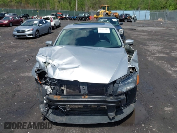 2014 Volkswagen Passat SE with VIN 1VWBT7A32EC070023, listed as a IAAI auction lot 42202567 with 116,438 mi miles and . Bid and sale history available at DreamBid. Image 12.