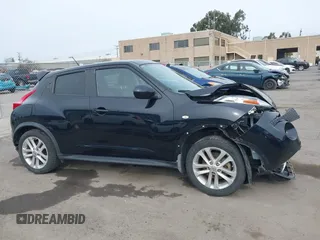 2013 Nissan Juke SV with VIN JN8AF5MV8DT217116, listed as a IAAI auction lot 41540269 with 153,052 mi miles. Bid and sale history available at carsss.com. Image 13.