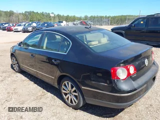 2006 Volkswagen Passat Lux with VIN WVWEK93C76P079628, listed as a IAAI auction lot 41809984 with 202,602 mi miles and . Bid and sale history available at DreamBid. Image 3.