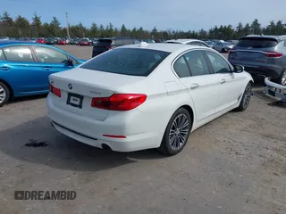 2018 BMW 5 Series 530i xDrive with VIN WBAJA7C53JWA73427, listed as a IAAI auction lot 41906763 with 44,774 mi miles. Bid and sale history available at carsss.com. Image 4.