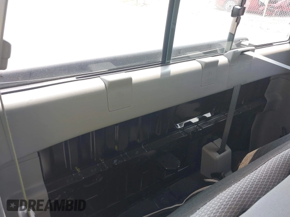 2014 Toyota Tacoma with VIN 5TFNX4CN9EX038034, listed as a IAAI auction lot 39942833 with 44,114 mi miles and . Bid and sale history available at DreamBid. Image 8.