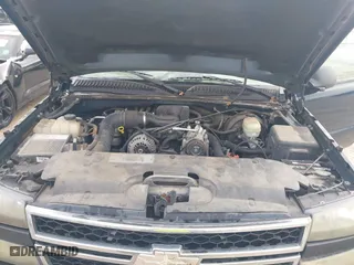 2006 Chevrolet Silverado 1500 Work Truck with VIN 3GCEC14X56G224380, listed as a IAAI auction lot 41864035 with 51,414 mi miles. Bid and sale history available at carsss.com. Image 10.