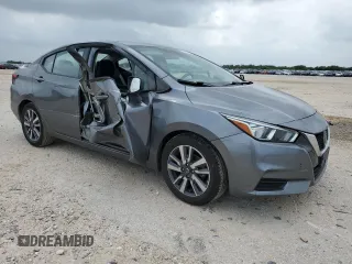 2020 Nissan Versa SV z VIN 3N1CN8EV3LL807818, wystawiony jako Copart lot #54895555 z przebiegiem 89 630 mil mil oraz Szkoda całkowita • Salvage title. Historia ofert i sprzedaży dostępna na DreamBid. Obrazek 4.