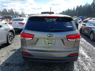 2018 Kia Sorento L with VIN 5XYPG4A33JG418543, listed as a IAAI auction lot 41745875 with 1 mi miles. Bid and sale history available at carsss.com. Image 15.
