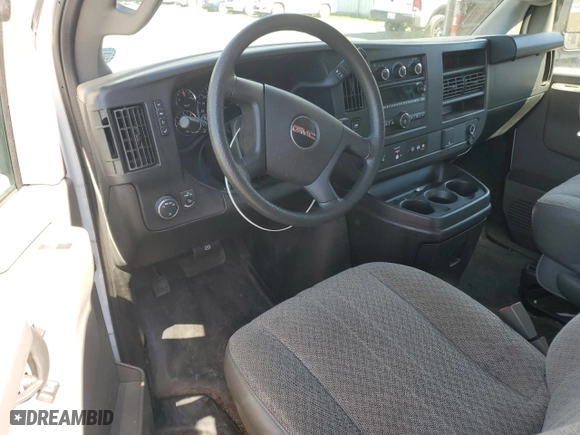 2019 GMC Savana Cargo Van with VIN 1GTW7AFG1K1246472, listed as a Copart auction lot 47945425 with 67,493 mi miles and Salvage Title. Bid and sale history available at carsss.com. Image 8.